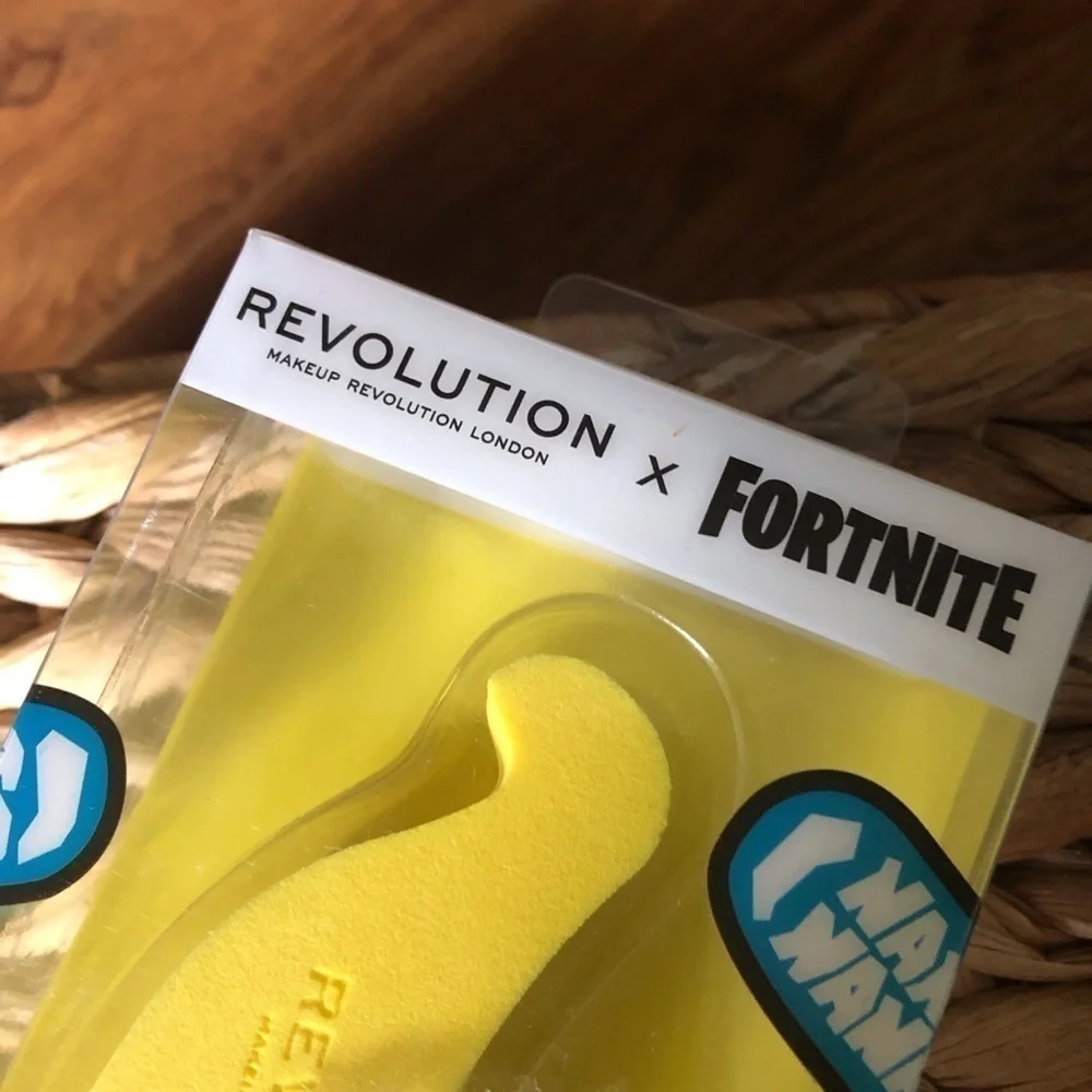 Revolution x Fortnite yellow banana Peely sponge